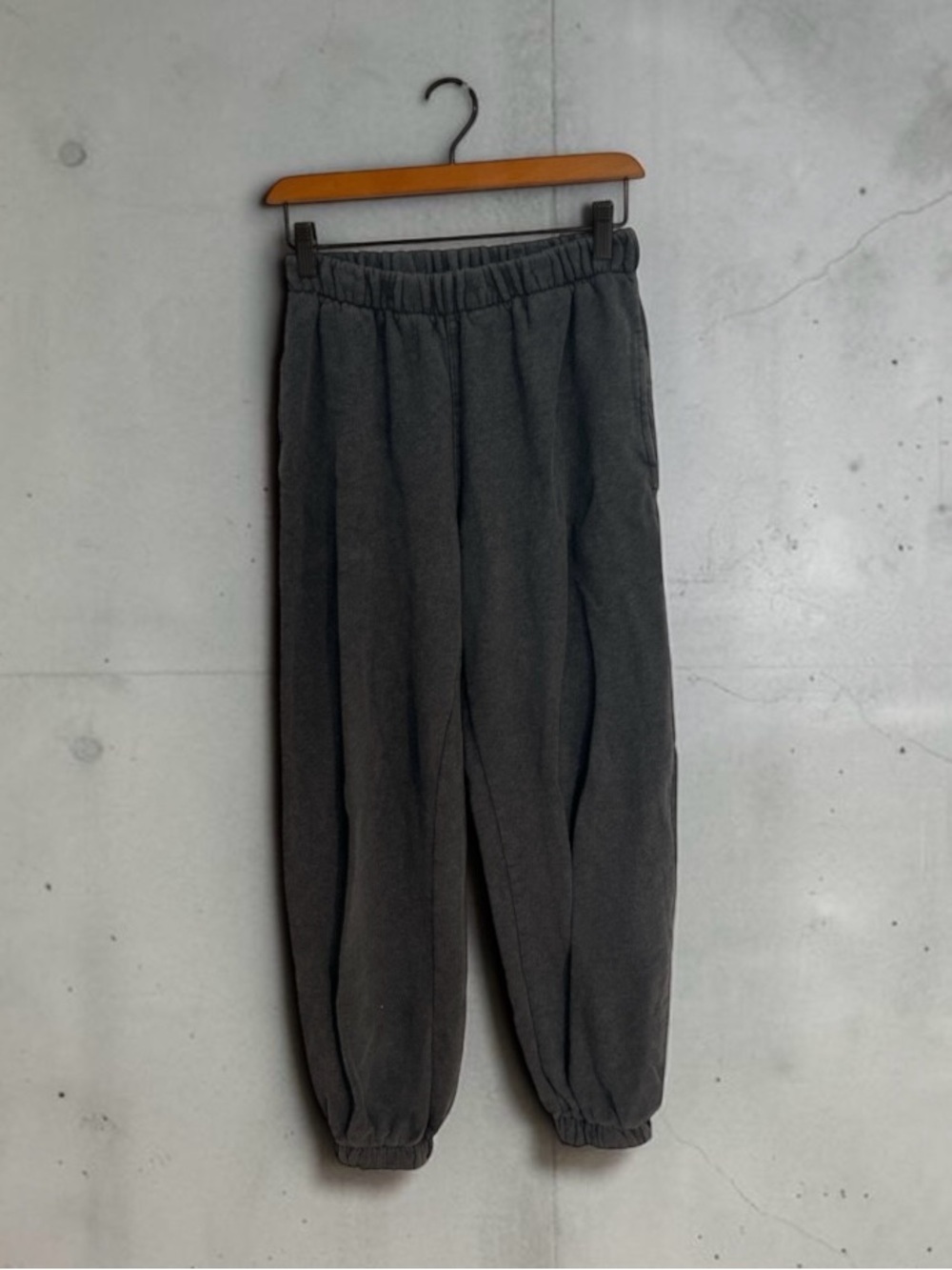 Brandy Melville Dark Charcoal Elastic Waist Joggers